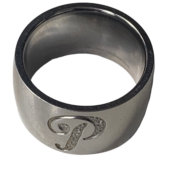 GM China Initial Script Letter P Mens Stainless Steel Ring Paved Clear Crystals - Picture 7 of 8